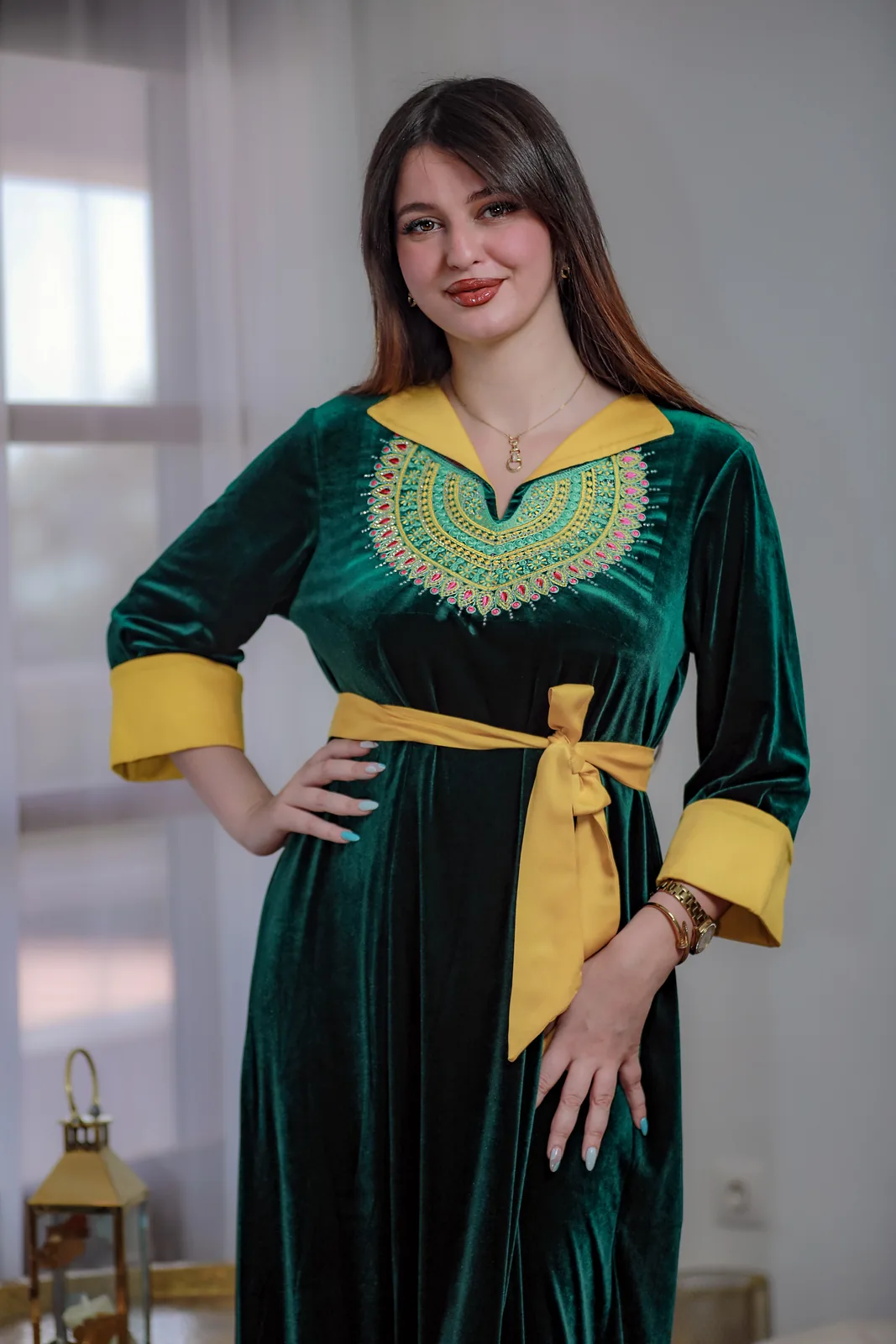 جبة قطيفة Vert- كود 31