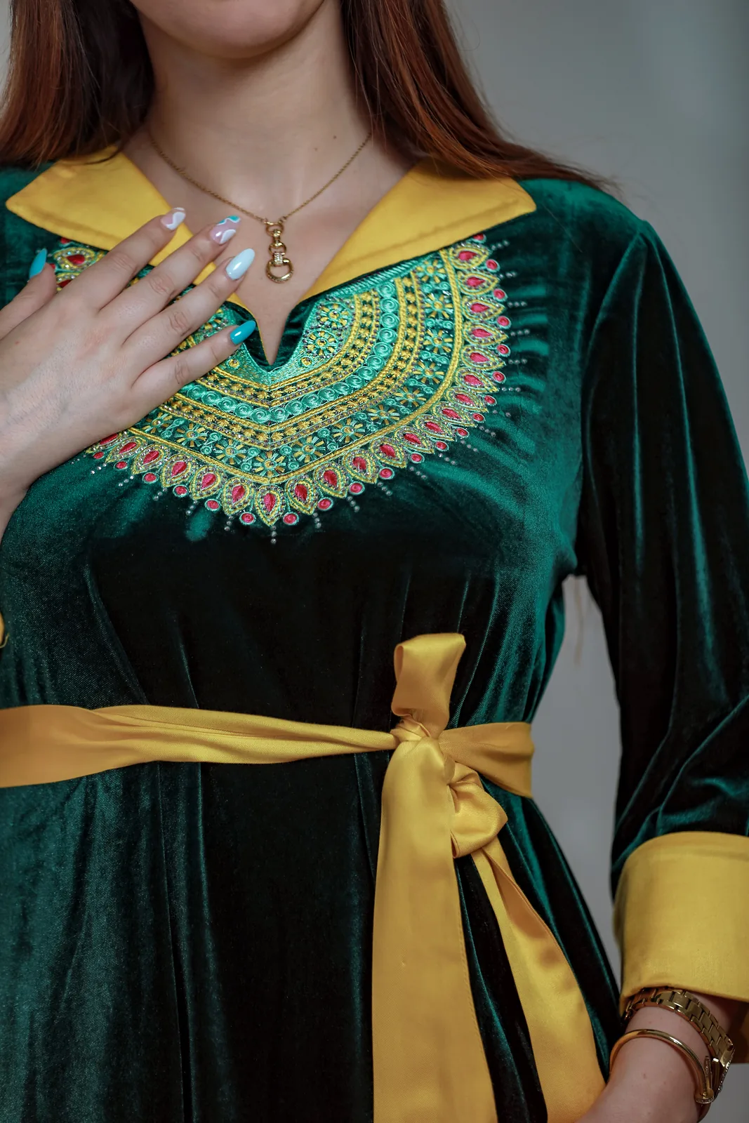جبة قطيفة Vert- كود 31