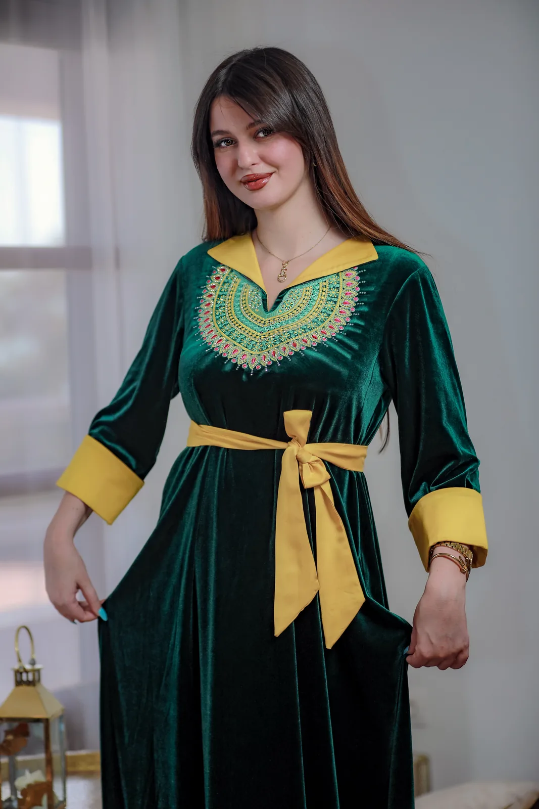 جبة قطيفة Vert- كود 31