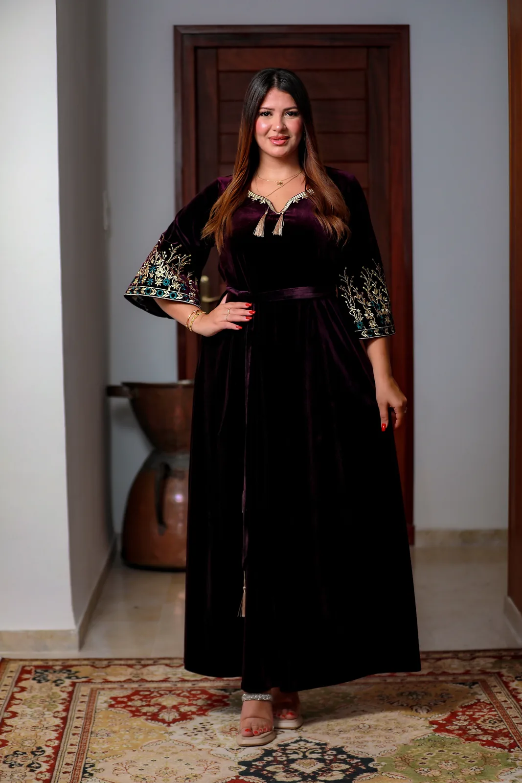  جبة قطيفة Aubergine Burgundy كود 32