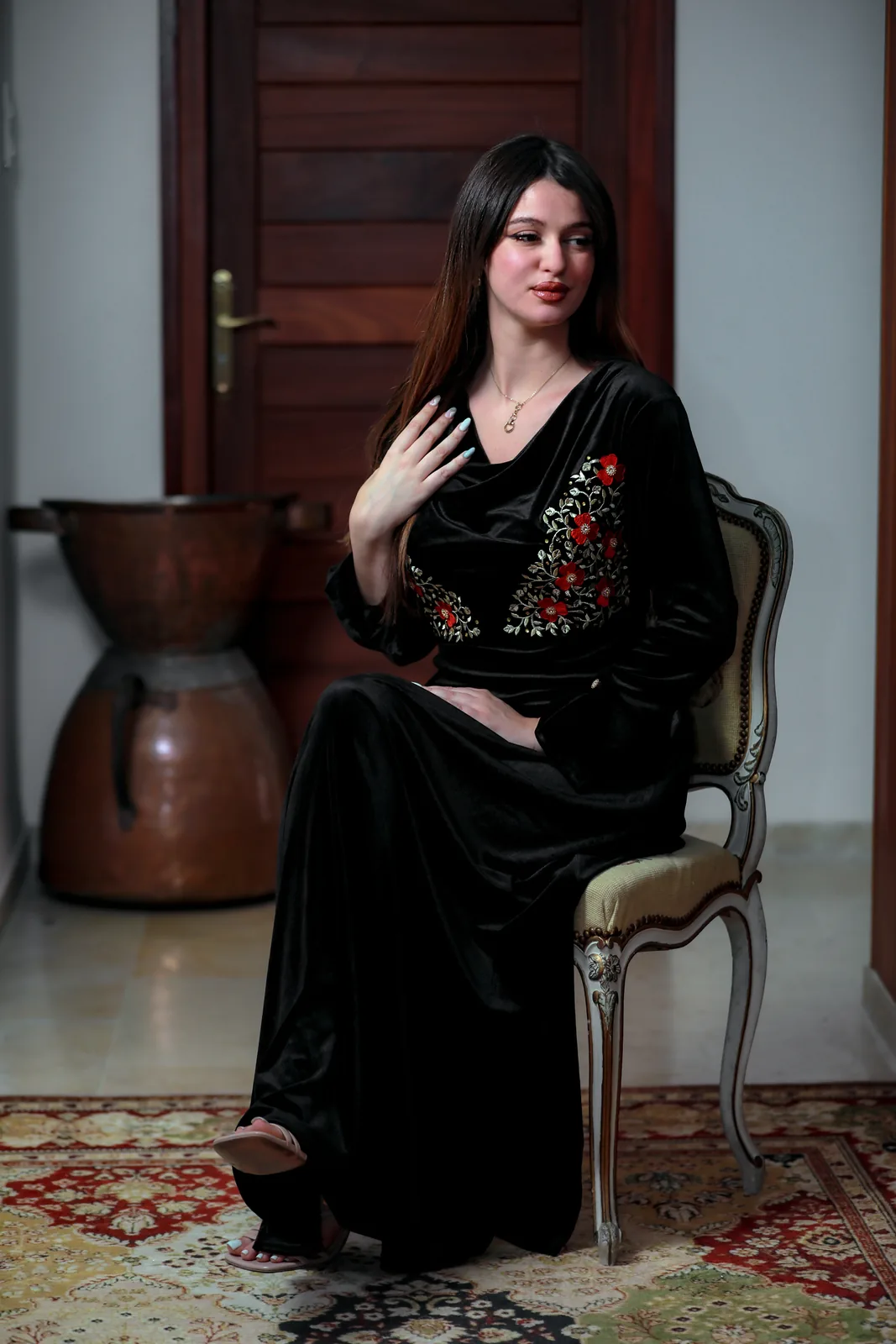 جبة قطيفة Noir كود 33