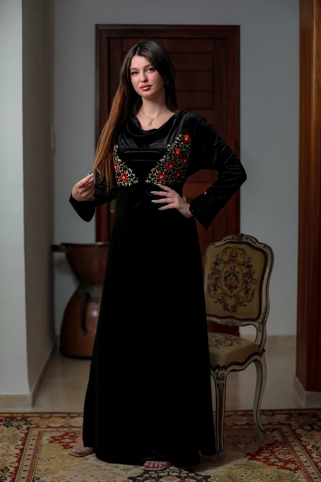 جبة قطيفة Noir كود 33