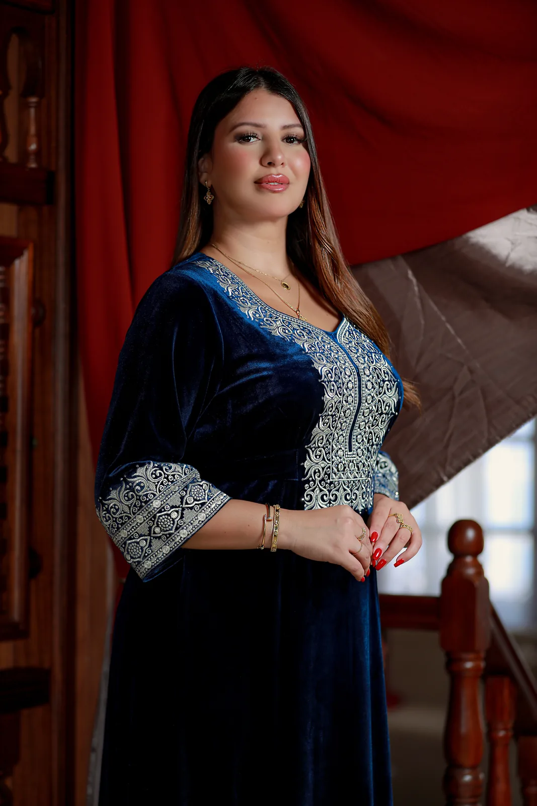 جبة قطيفة Bleu Nuit كود 37