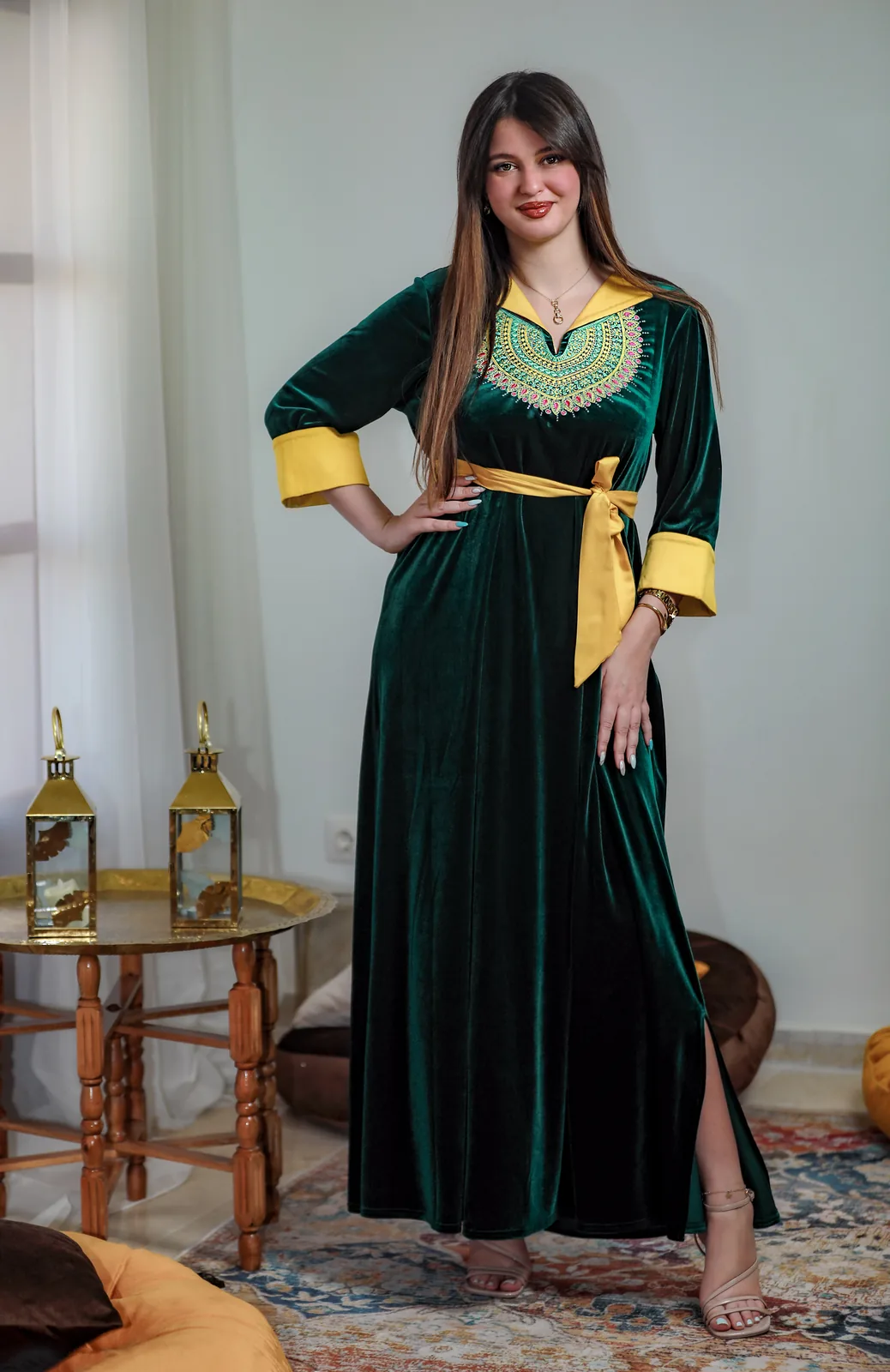 جبة قطيفة Vert- كود 31